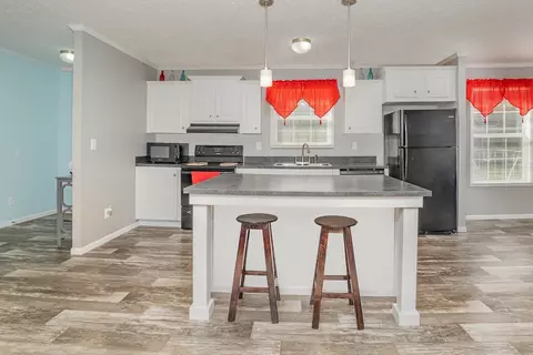 512 Baldwin Rd, Graham, NC 27253 photo 9