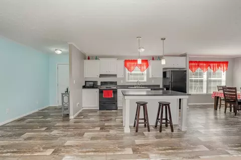512 Baldwin Rd, Graham, NC 27253 photo 8