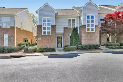 1054 Washington St #101, Raleigh, NC 27605