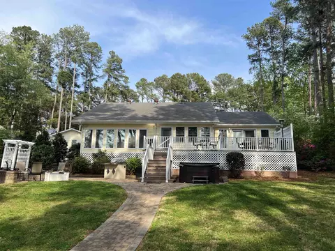71 Dogwood Trl, Littleton, NC 27850