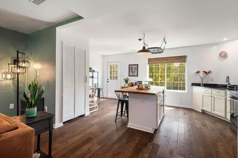 310 E Umstead St, Durham, NC 27707 photo 9