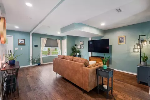 310 E Umstead St, Durham, NC 27707 photo 6