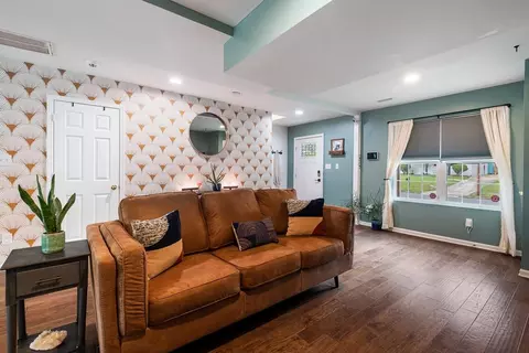 310 E Umstead St, Durham, NC 27707 photo 8