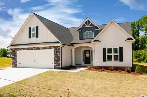 170 Cedarbrook Dr, Benson, NC 27504 photo 2