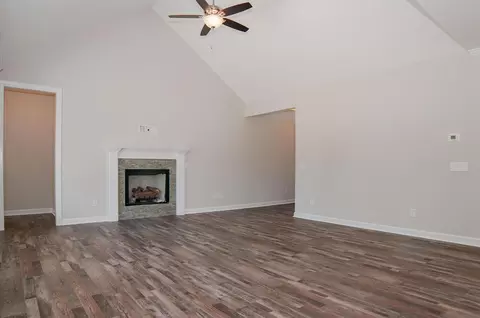 170 Cedarbrook Dr, Benson, NC 27504 photo 6