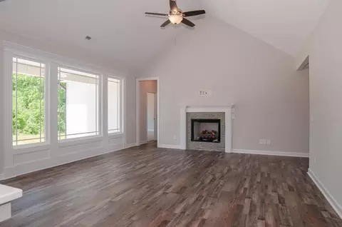 170 Cedarbrook Dr, Benson, NC 27504 photo 5