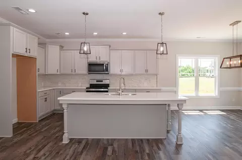 170 Cedarbrook Dr, Benson, NC 27504 photo 9