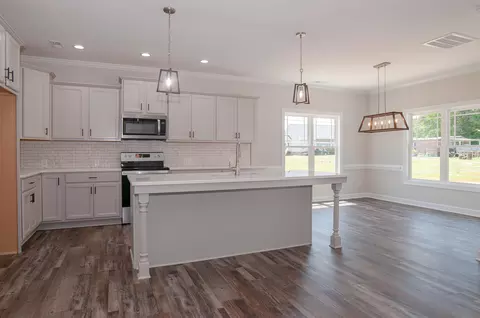170 Cedarbrook Dr, Benson, NC 27504 photo 8