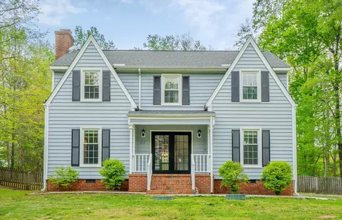 313 Northcliff Dr, Durham, NC 27712 photo 1