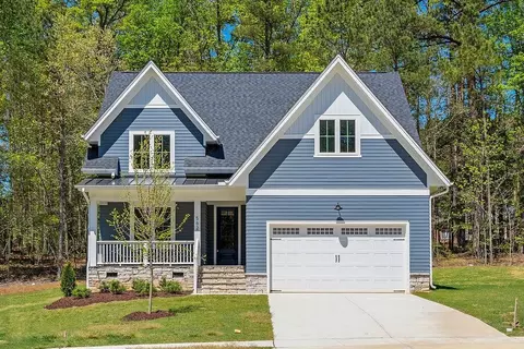 562 Lambert Ln, Fuquay Varina, NC 27526