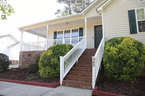 305 Chapwith Rd, Garner, NC 27529 photo 2