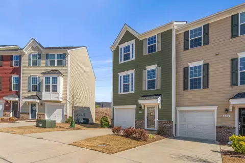 234 Brier Summit Pl, Durham, NC 27703 photo 2