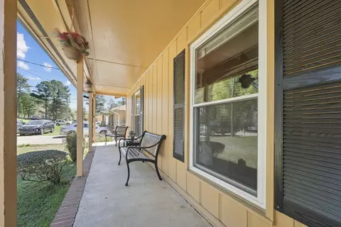 300 Plaza Dr, Garner, NC 27529 photo 3