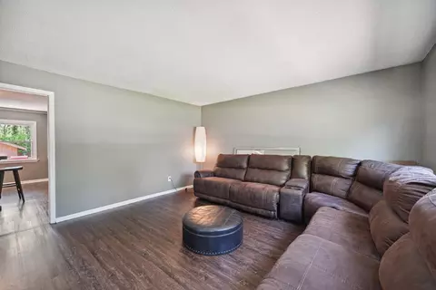 300 Plaza Dr, Garner, NC 27529 photo 5