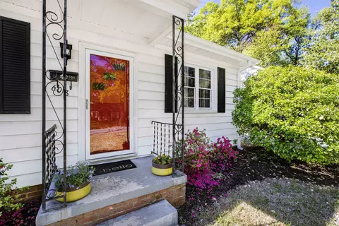 608 E Lavender Ave, Durham, NC 27704 photo 2