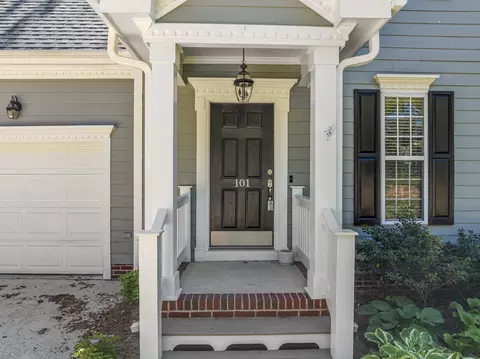 101 Pine Nut Ln, Apex, NC 27502 photo 2