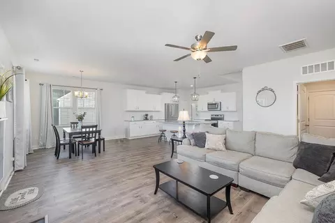 83 Sentry Oaks Dr, Garner, NC 27529 photo 11