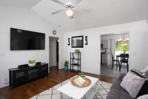 3010 Corinth Ln, Durham, NC 27704 photo 5