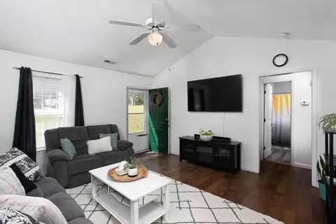 3010 Corinth Ln, Durham, NC 27704 photo 6