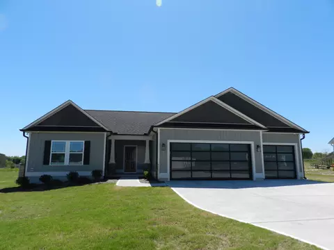 158 Touchdown Way, Benson, NC 27504 photo 1