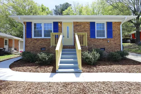 411 Hatch St, Burlington, NC 27217