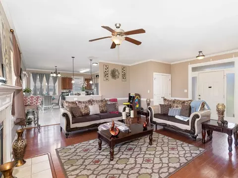 11 Braxton Ct, Erwin, NC 28339 photo 4