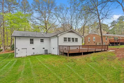 4049 Kelly Dr, Durham, NC 27707 photo 3