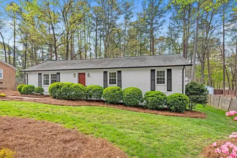 4049 Kelly Dr, Durham, NC 27707 photo 2