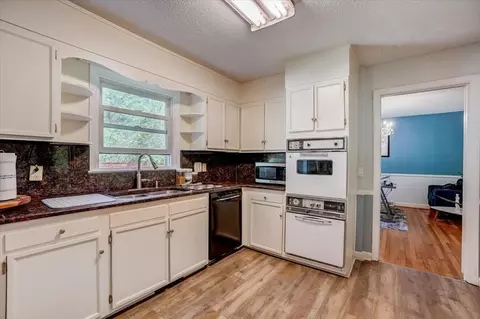 708 W Murray Ave, Durham, NC 27704 photo 8