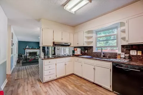 708 W Murray Ave, Durham, NC 27704 photo 9