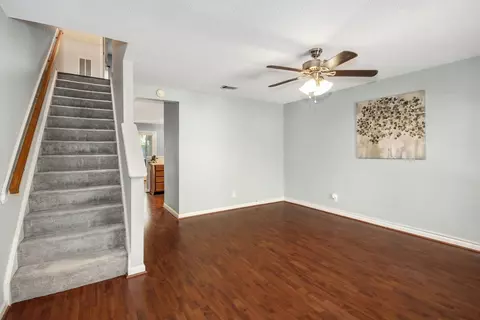 103 Gatehouse Ln, Durham, NC 27707 photo 3