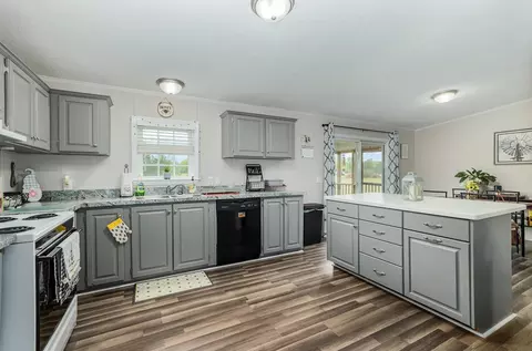 611 Tarheel Rd, Benson, NC 27504 photo 6