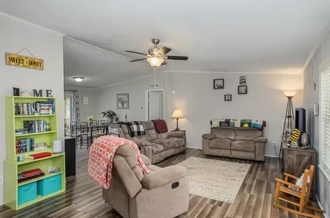 611 Tarheel Rd, Benson, NC 27504 photo 5