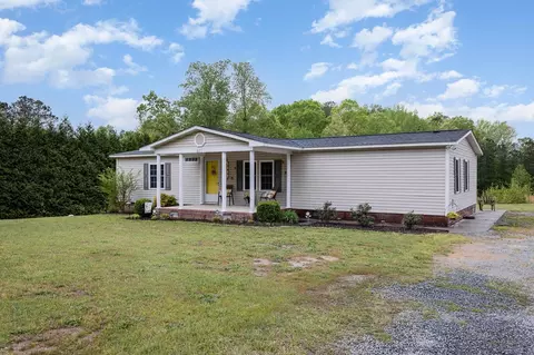 611 Tarheel Rd, Benson, NC 27504 photo 1