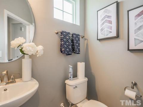 1272 Channel Drop Loop, Zebulon, NC 27597 photo 2