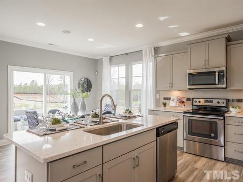 1272 Channel Drop Loop, Zebulon, NC 27597 photo 4