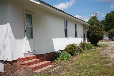 409 W E St, Erwin, NC 28339 photo 5