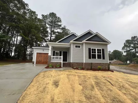 709 Haskett Ct, Kinston, NC 28501