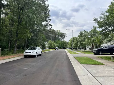 639 Conover Rd, Durham, NC 27703 photo 3