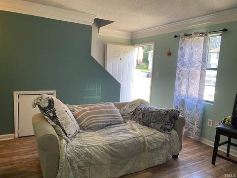 1424 Cherrycrest Dr, Durham, NC 27704 photo 9