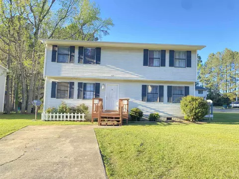 1424 Cherrycrest Dr, Durham, NC 27704 photo 2