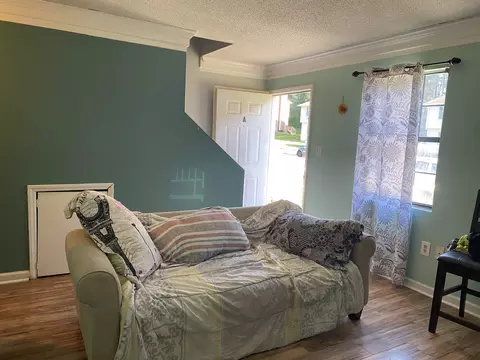 1424 Cherrycrest Dr, Durham, NC 27704 photo 9