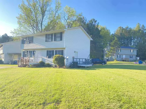 1424 Cherrycrest Dr, Durham, NC 27704 photo 3