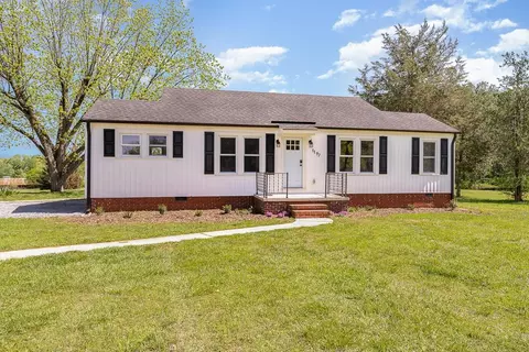 1197 Brooklyn Avenue Ext, Ramseur, NC 27316