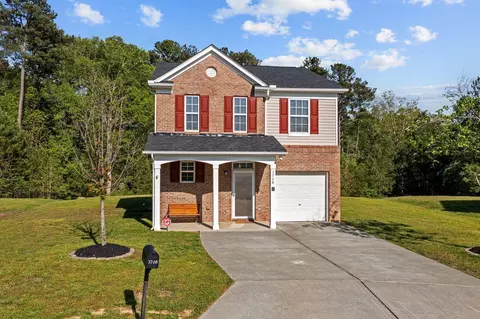 3708 Turquoise Dr, Durham, NC 27703 photo 2