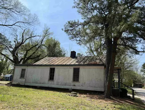 310 E Hackney St, Wilson, NC 27893 photo 4