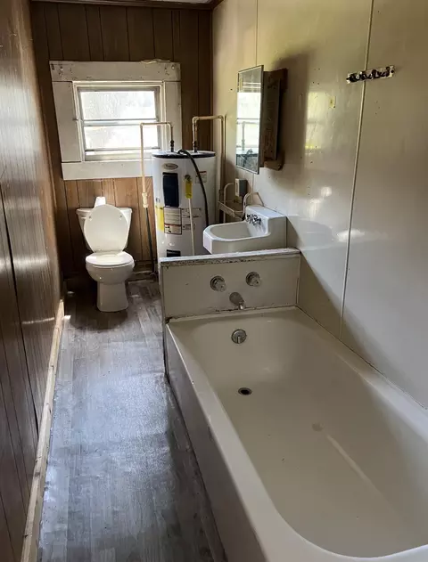 310 E Hackney St, Wilson, NC 27893 photo 10