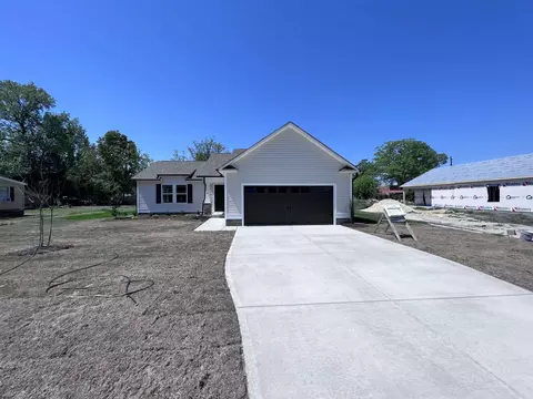 104 E Goldsboro St, Micro, NC 27555