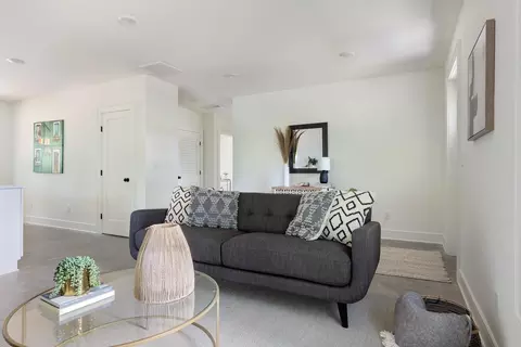2009 Liberty St, Durham, NC 27703 photo 8
