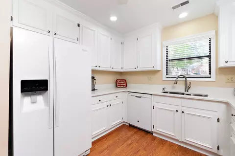 145 Clancy Cir, Cary, NC 27511 photo 15